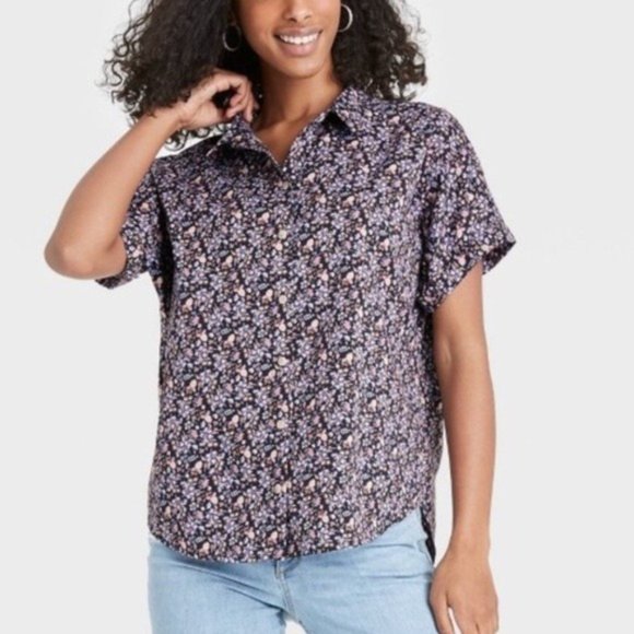 Universal Thread Tops - Universal Thread Floral Top